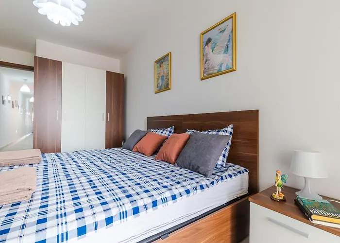 Brand New 3 Bdr 2 Bth Hb6