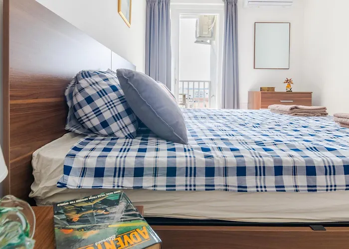 Brand New 3 Bdr 2 Bth Hb6 * St. Paul's Bay