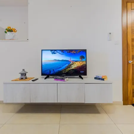 Brand New 3 Bdr 2 Bth Hb6