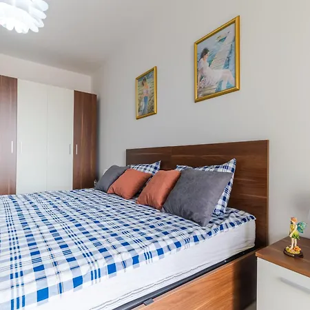 Brand New 3 Bdr 2 Bth Hb6